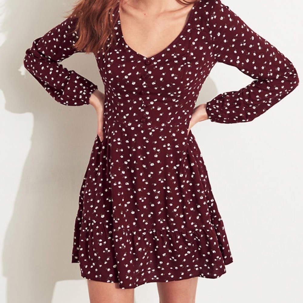 Hollister Burgundy Floral Tiered Tie-Back Dress